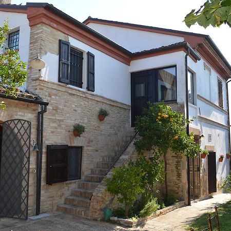 시비타노바 마르셰 Antico Casale Fossacieca B&B 외부 사진